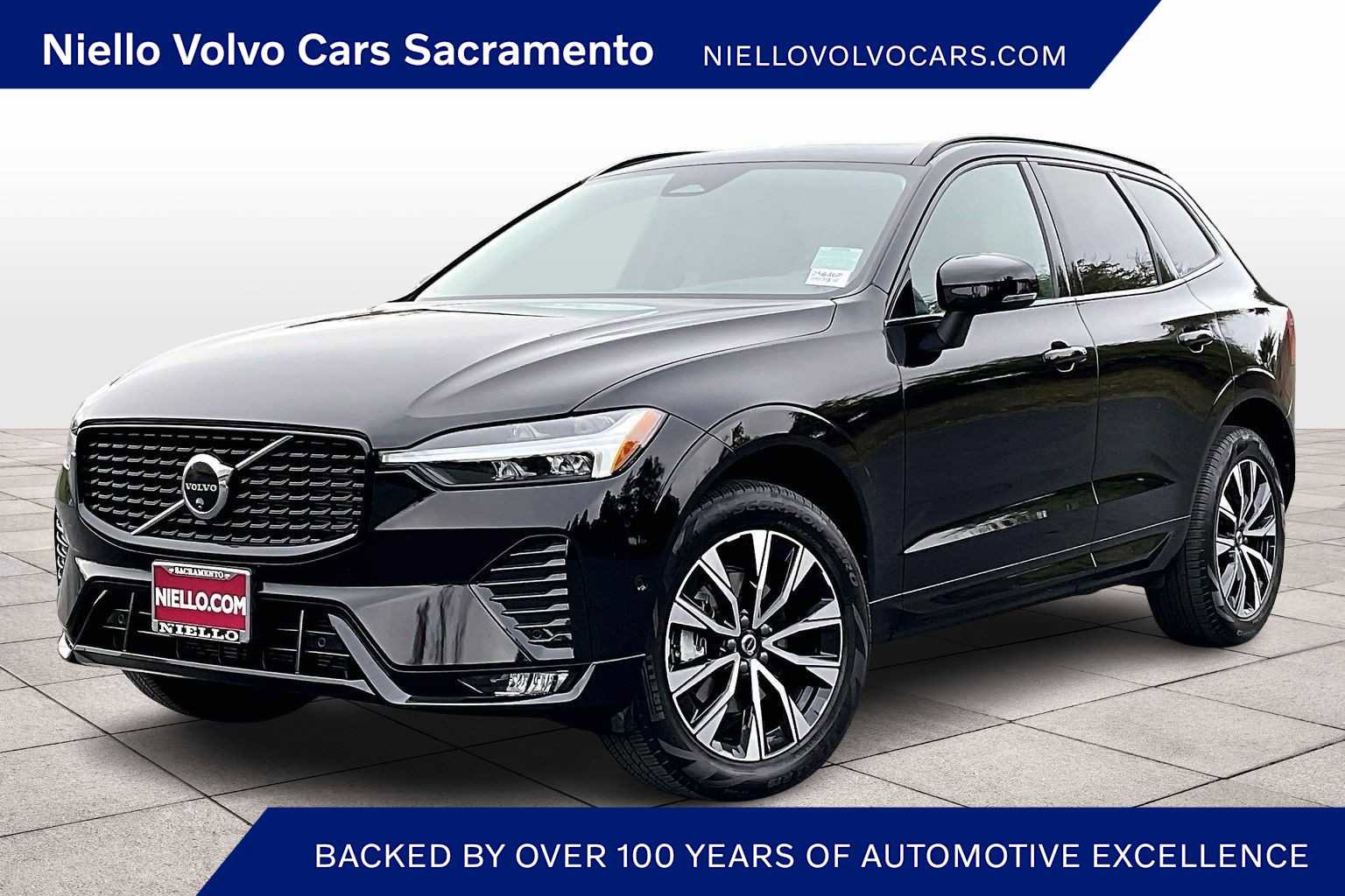 2025 Volvo XC60 B5 Plus Dark Theme