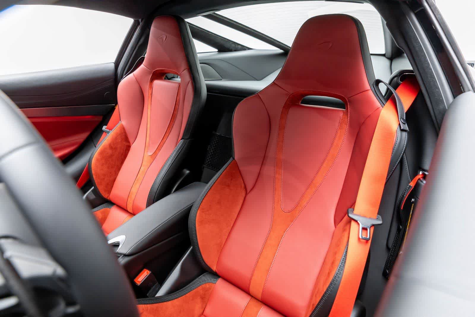 New 2026 McLaren 750S photo 11