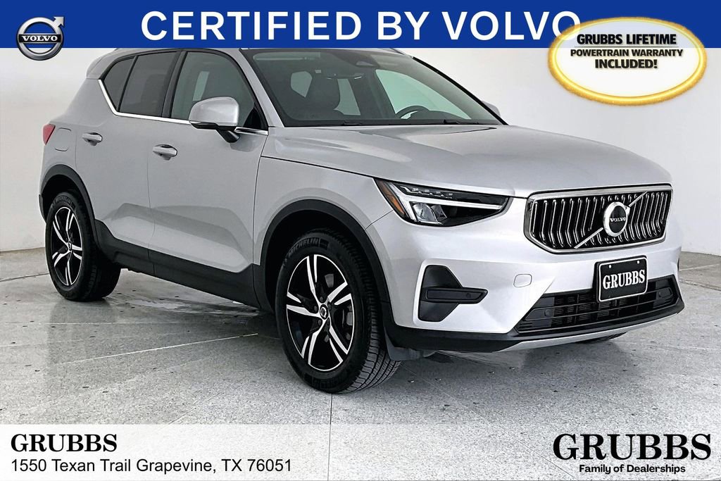 Certified 2025 Volvo XC40 B5 Core