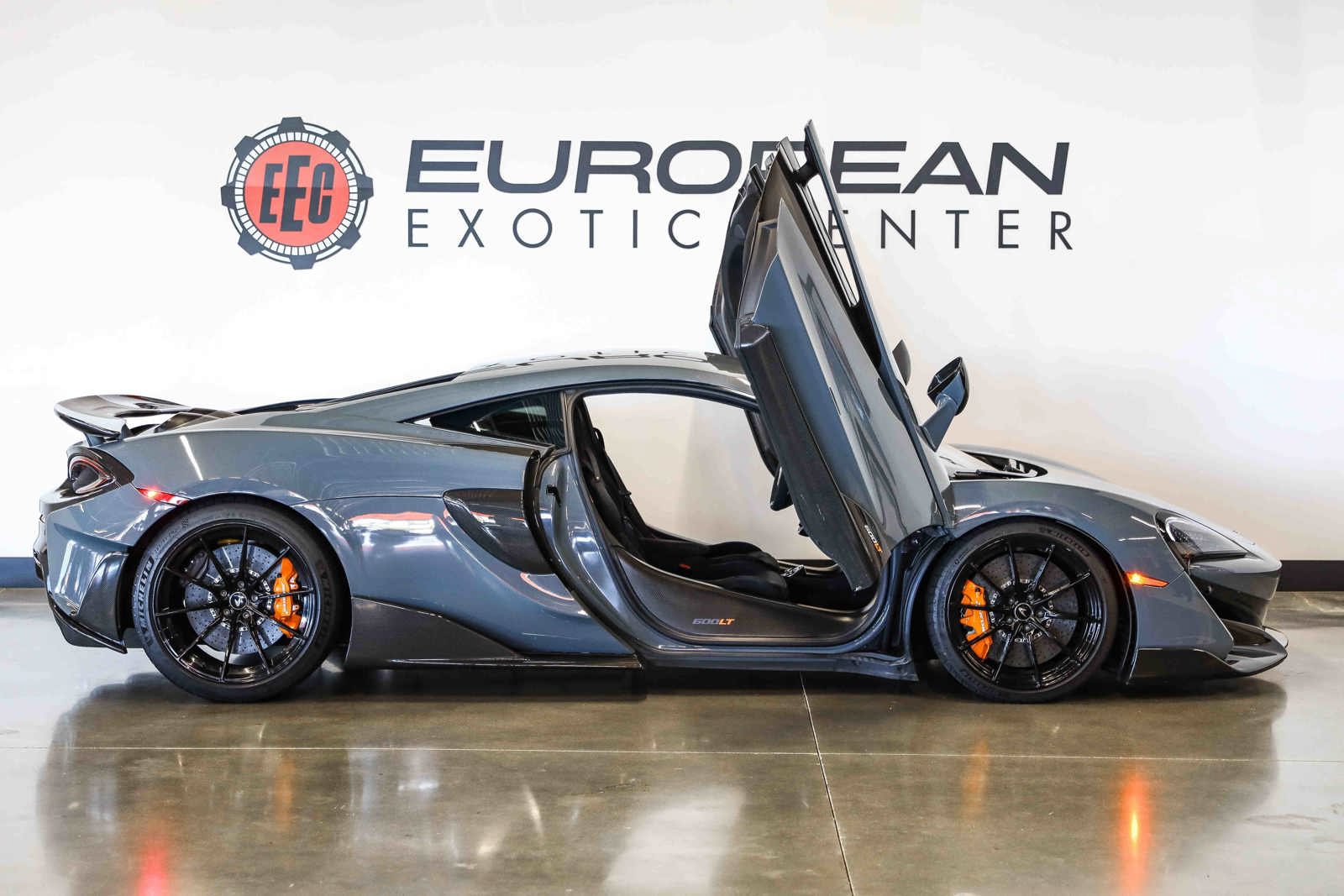 Used 2019 McLaren 600LT photo 15