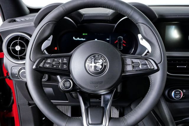 2025 Alfa Romeo Stelvio Sprint