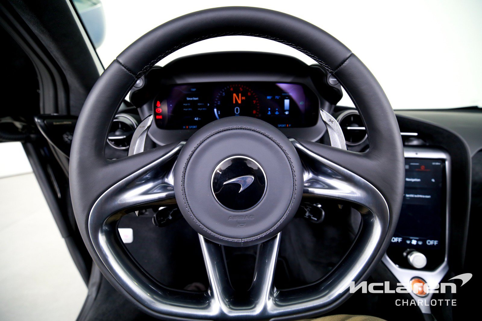 Used 2026 McLaren 750S Spider photo 16