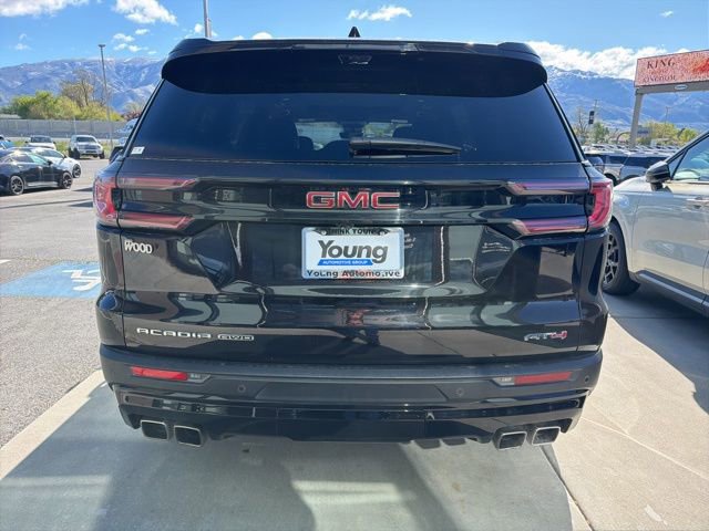 2024 GMC Acadia AT4