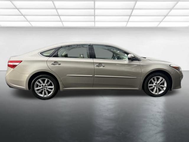 2014 Toyota Avalon XLE