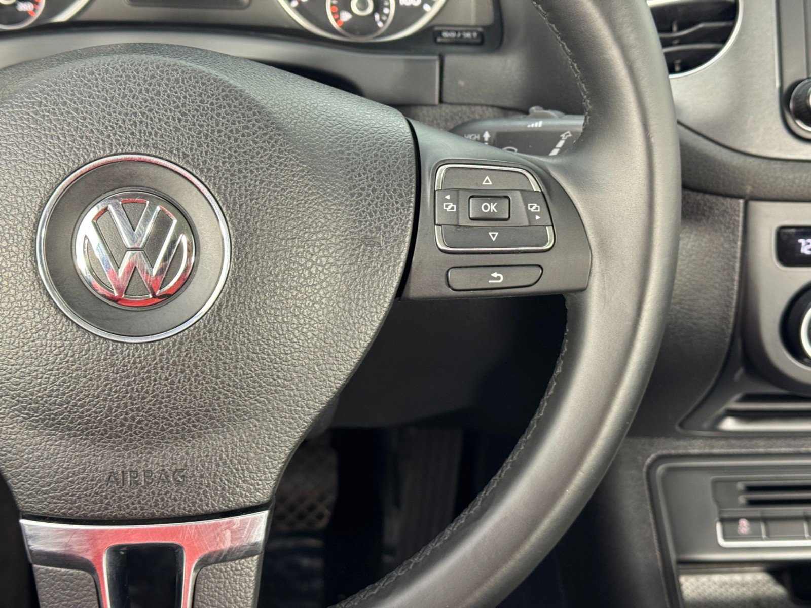 2017 Volkswagen Tiguan Sport