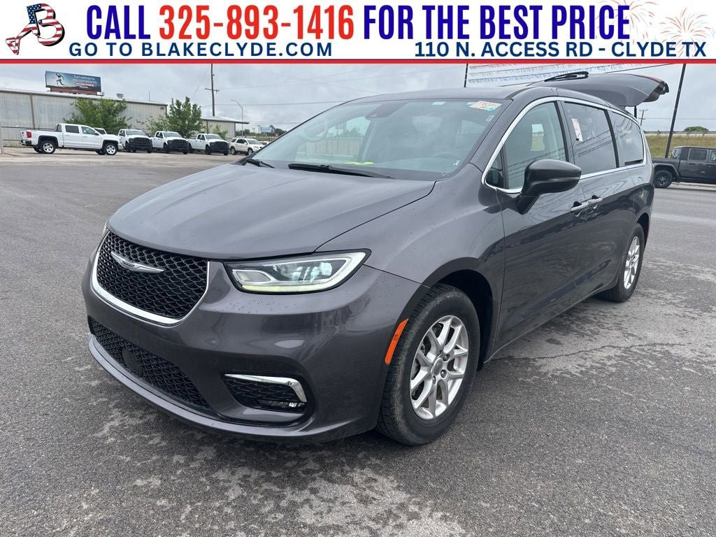 Used 2023 Chrysler Pacifica Touring-L