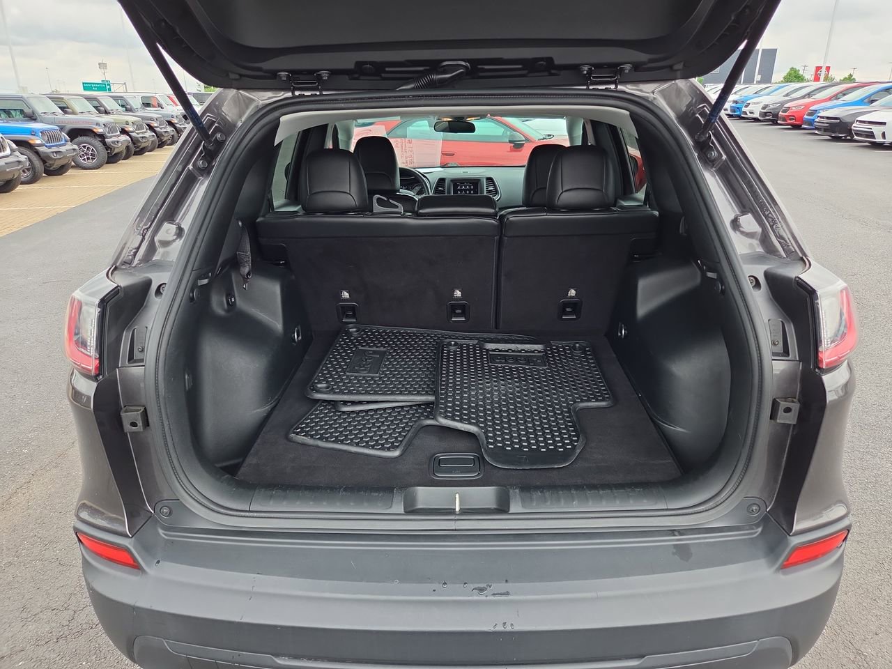 2019 Jeep Cherokee Latitude Plus