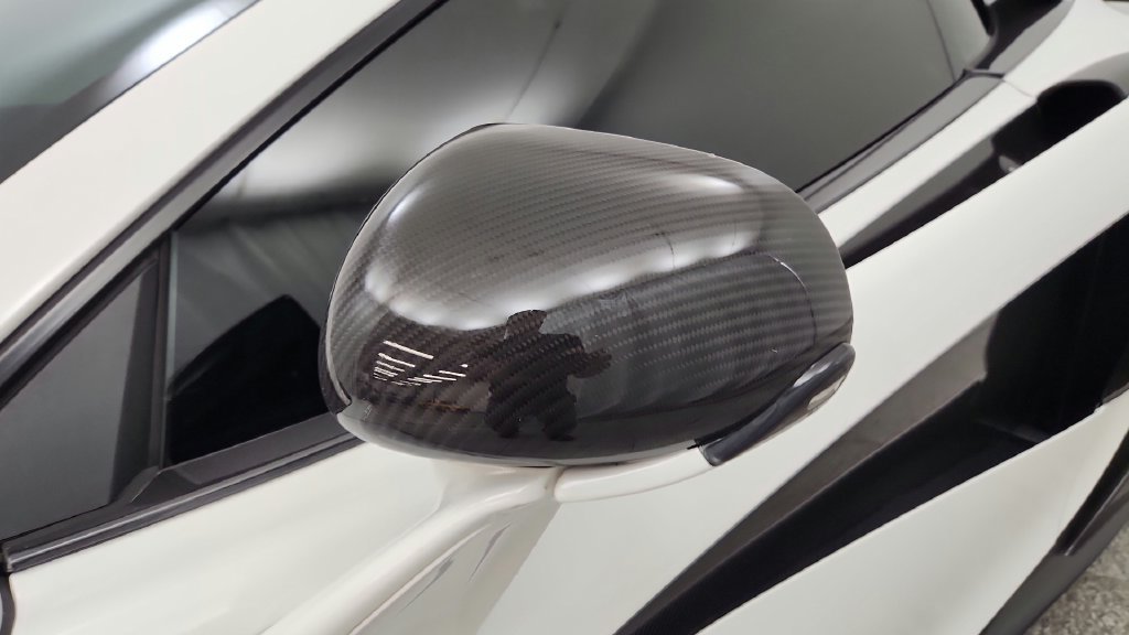 Used 2019 McLaren 600LT photo 16