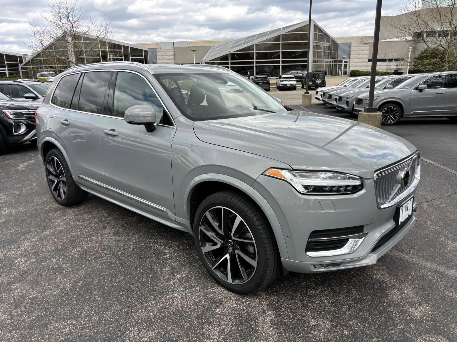 2024 Volvo Xc90 B6 Plus