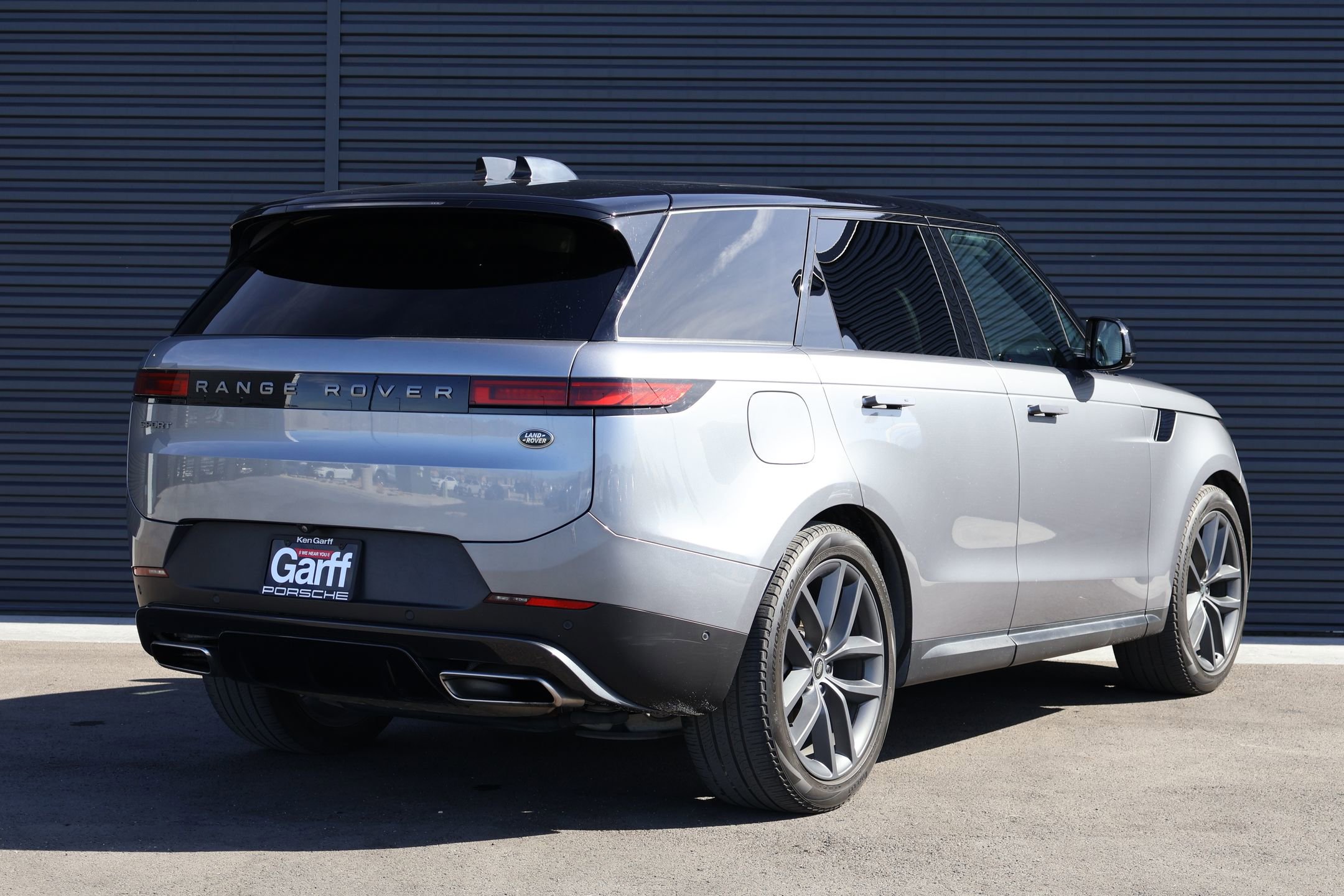 2023 Land Rover Range Rover Sport SE