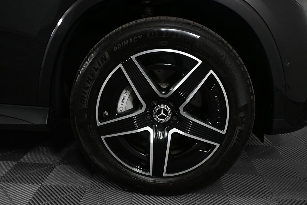 2024 Mercedes-Benz GLC 300