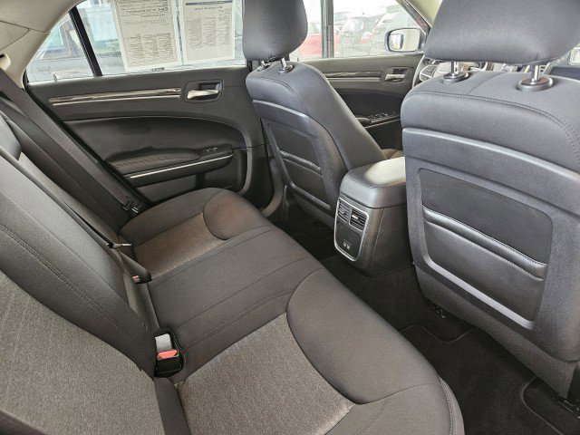 2019 Chrysler 300 Touring