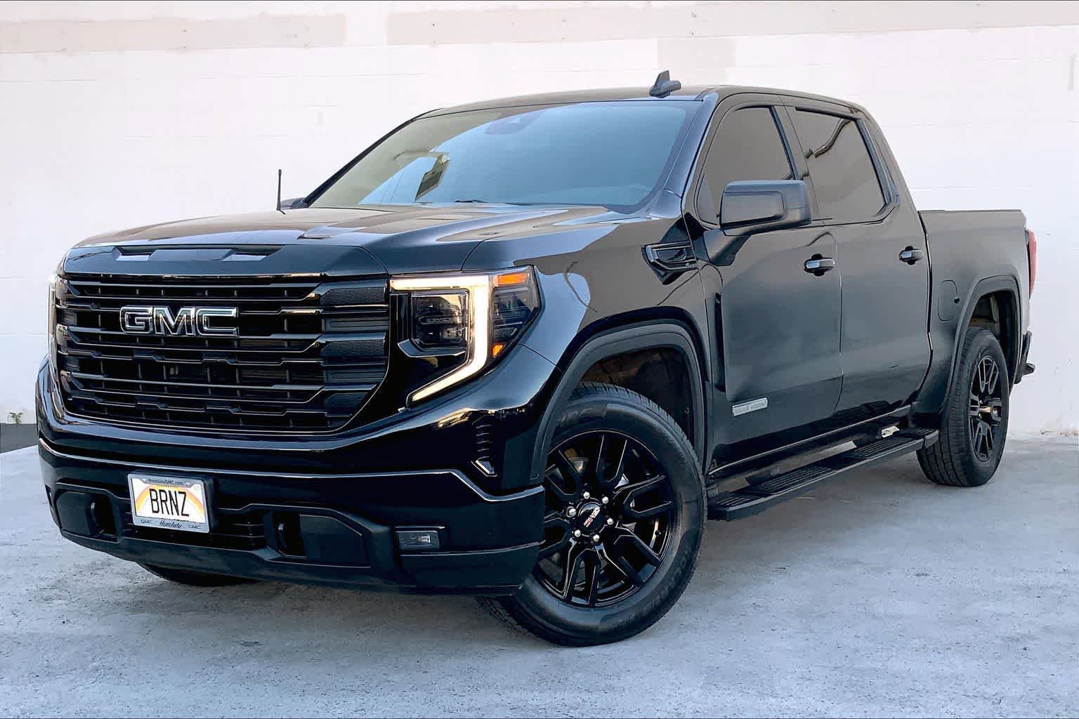 Used 2023 GMC Sierra 1500 Elevation w/ LPO, Elevation Black Package
