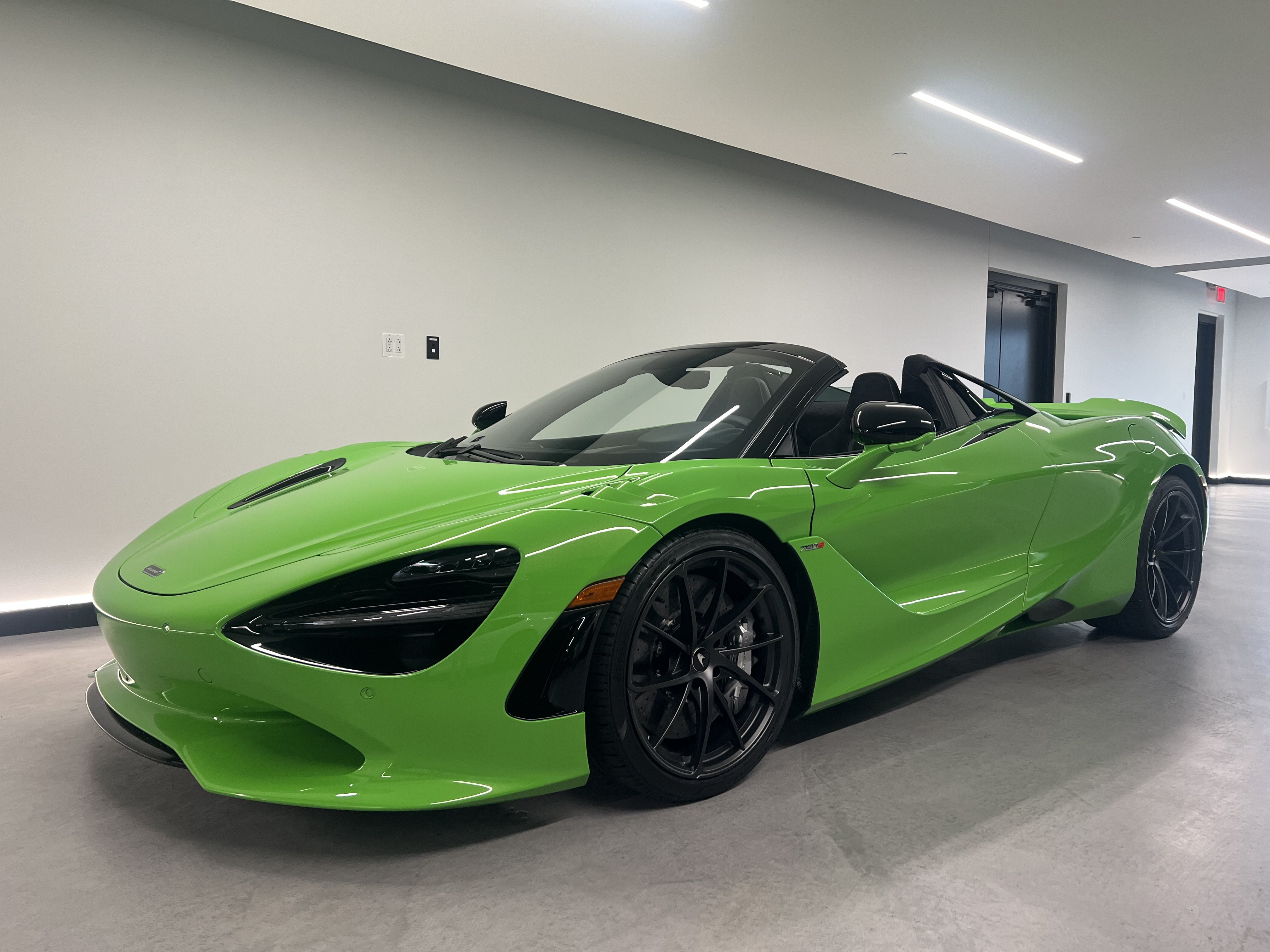 New 2027 McLaren 750S Spider 4