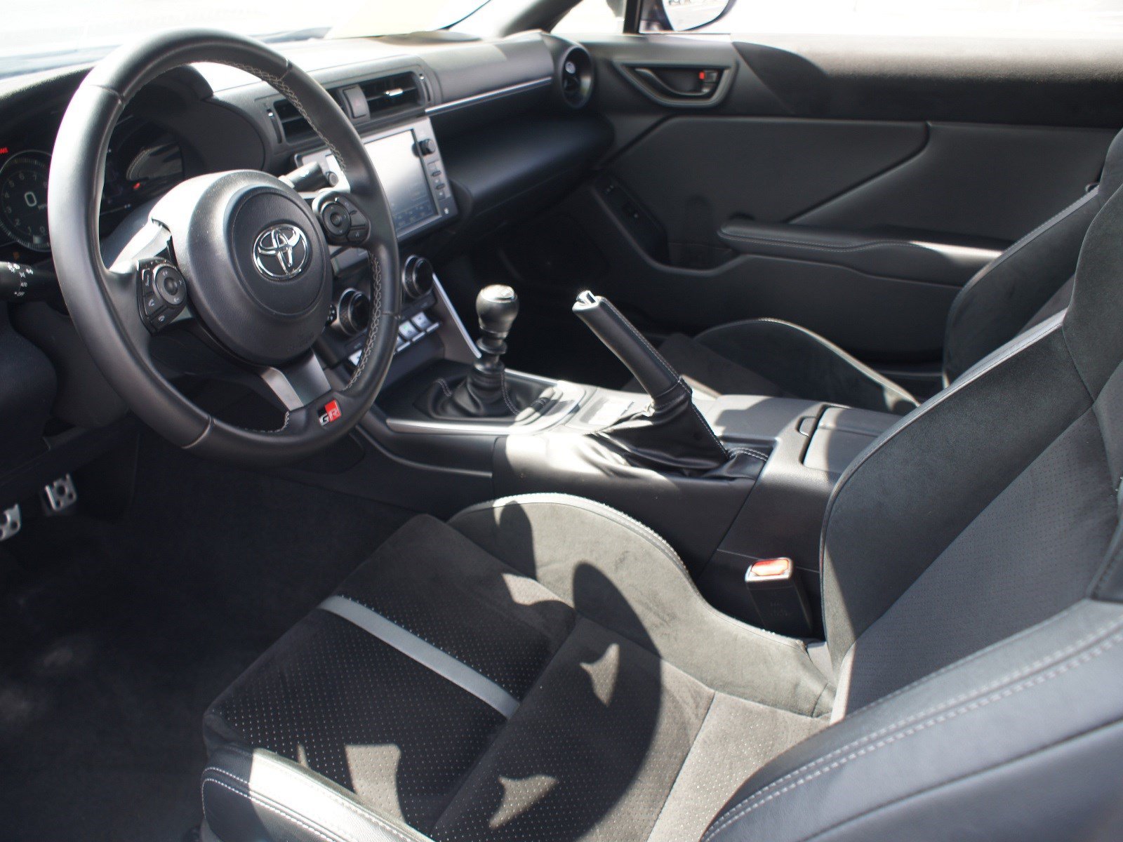 Photo 8