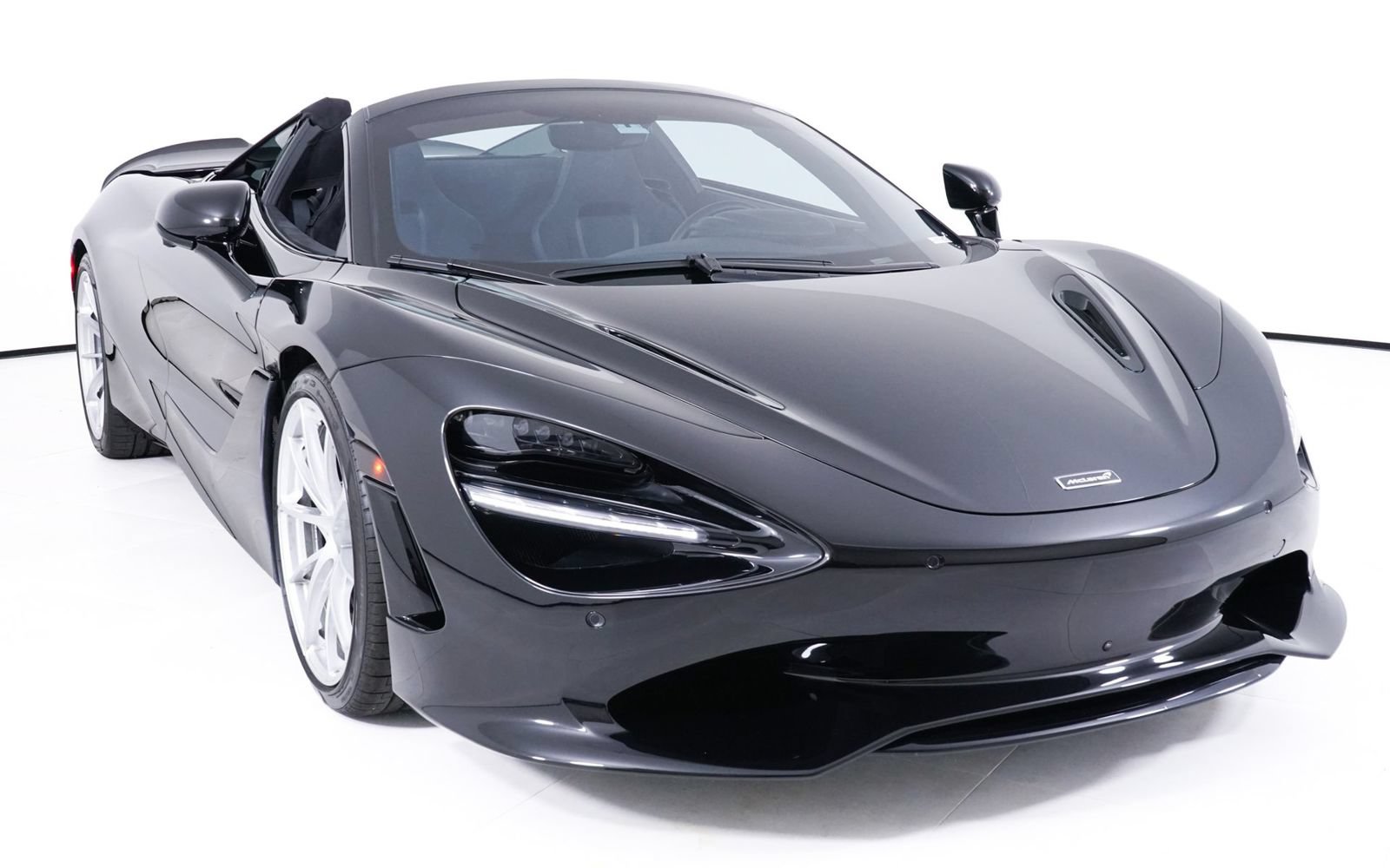 Used 2026 McLaren 750S Spider photo 19