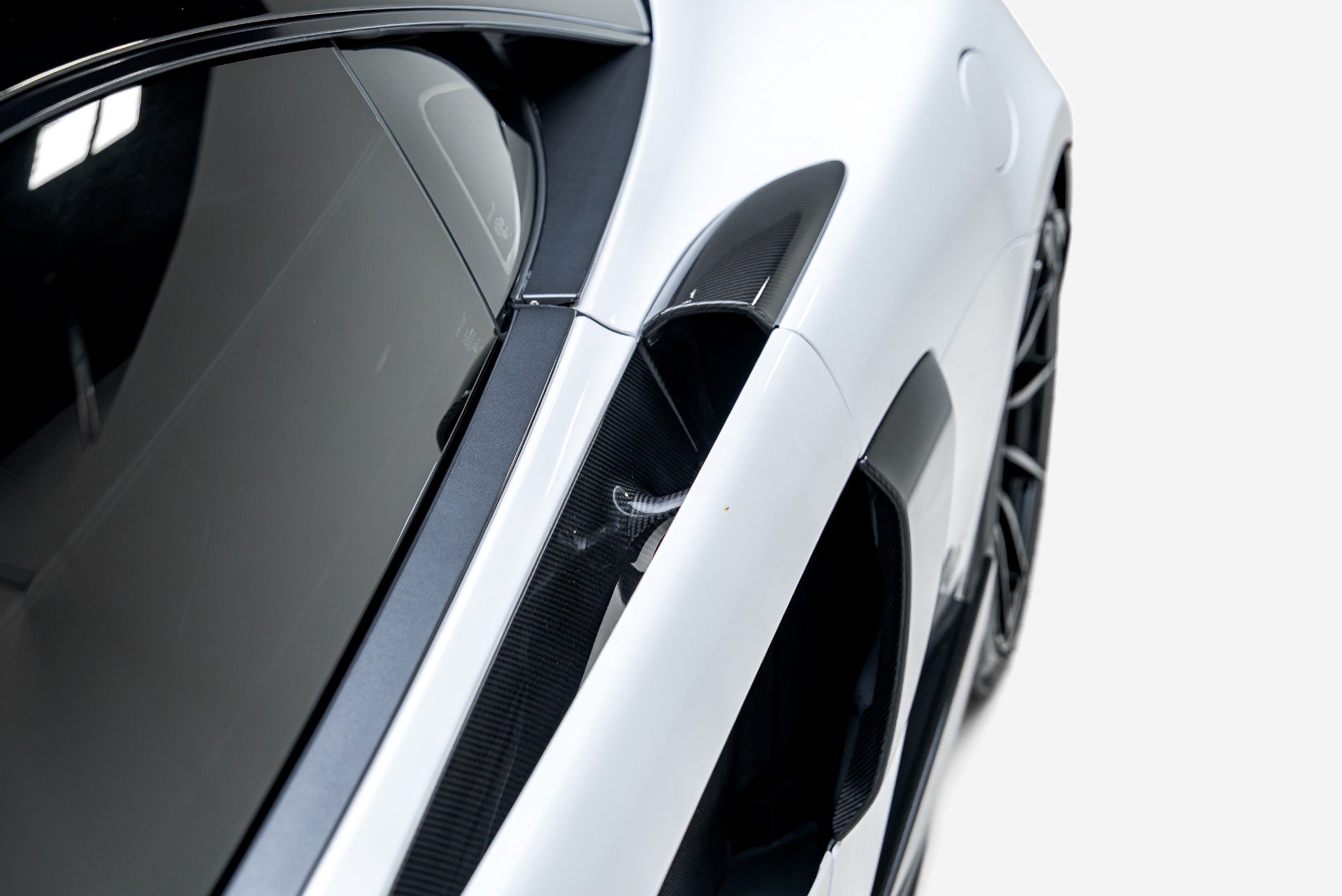 Used 2019 McLaren 600LT photo 27