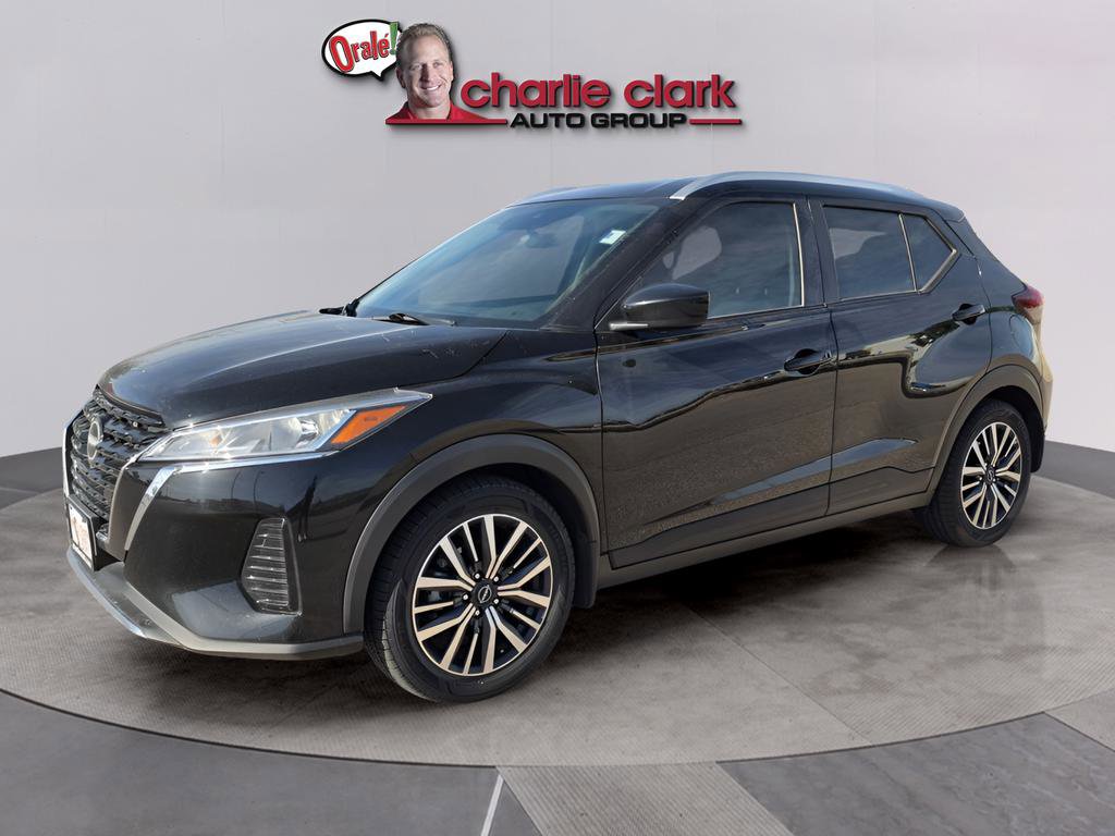 Used 2024 Nissan Kicks SV