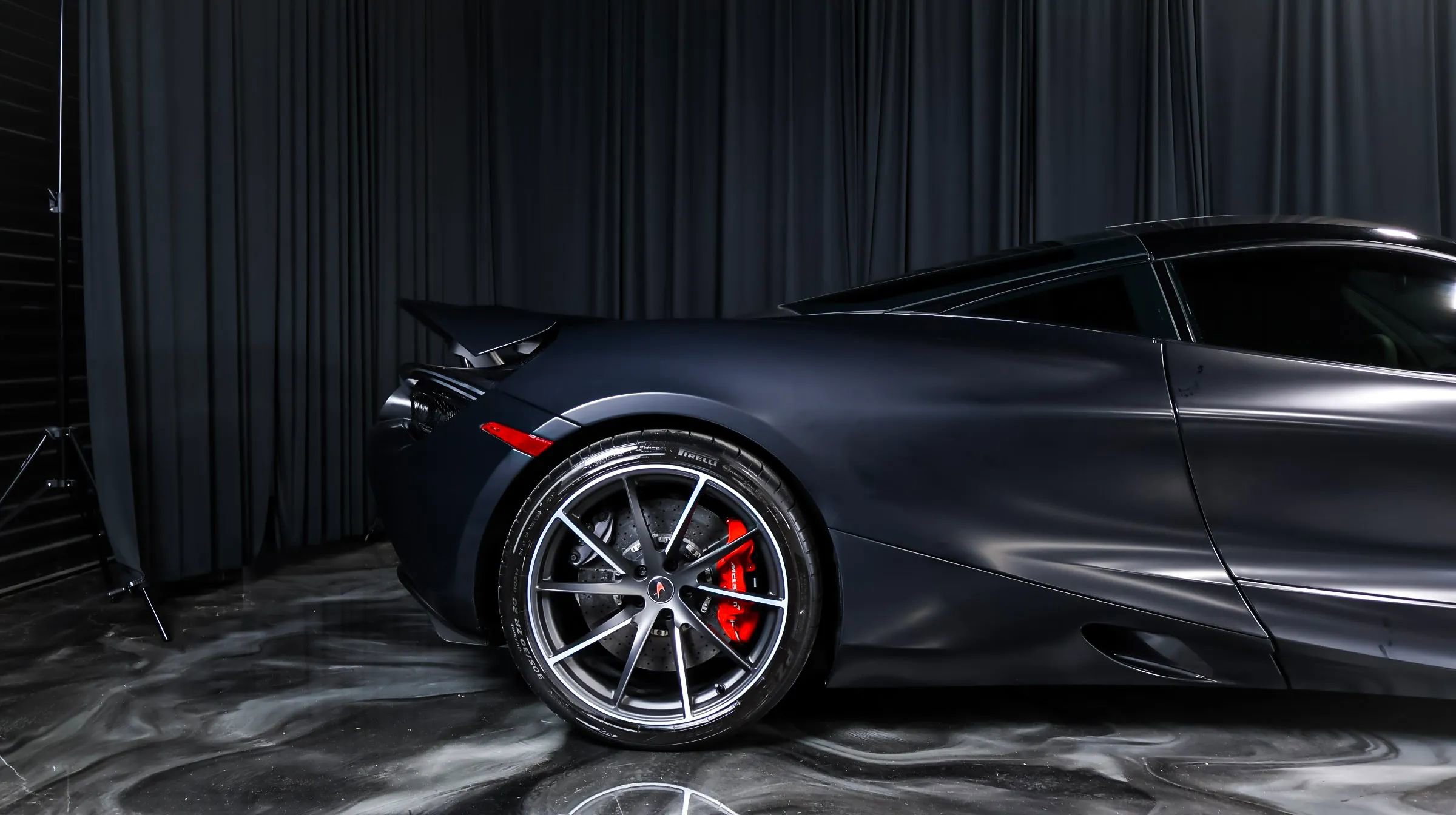 Used 2018 McLaren 720S photo 6
