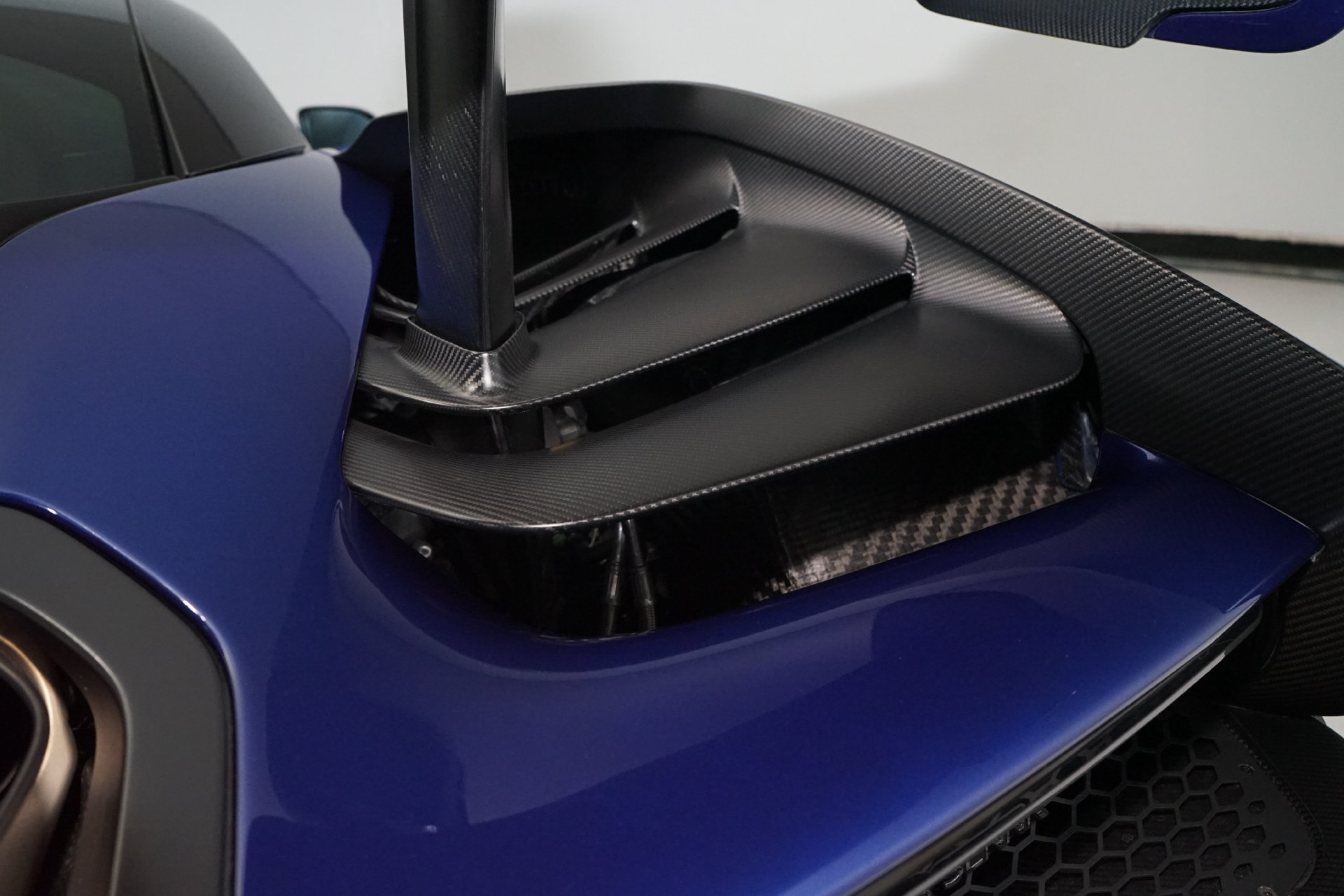 Used 2019 McLaren Senna photo 26