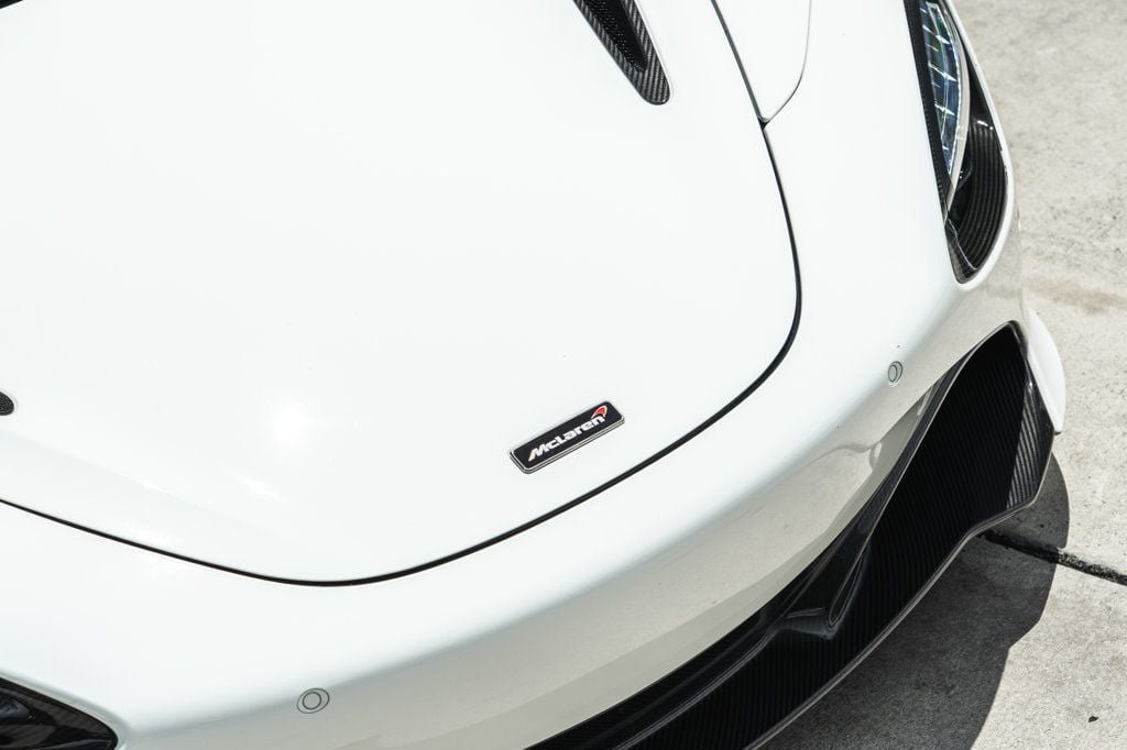 Used 2018 McLaren 720S Performance photo 11