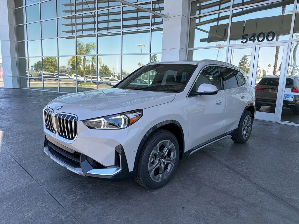 New 2026 BMW X1 xDrive28i w/ Technology Package