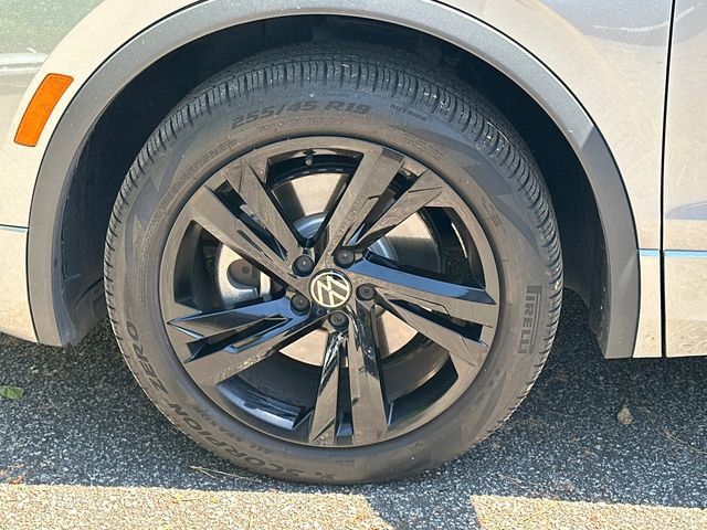 2023 Volkswagen Tiguan SE R-Line