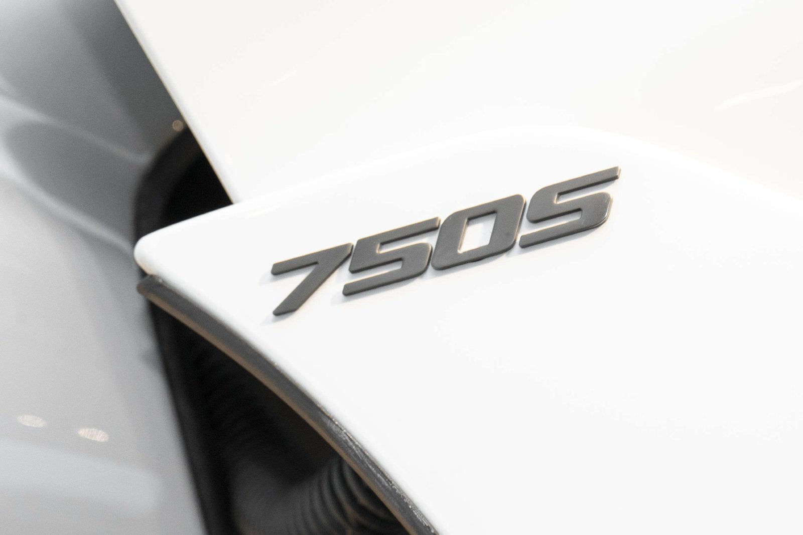New 2027 McLaren 750S photo 12