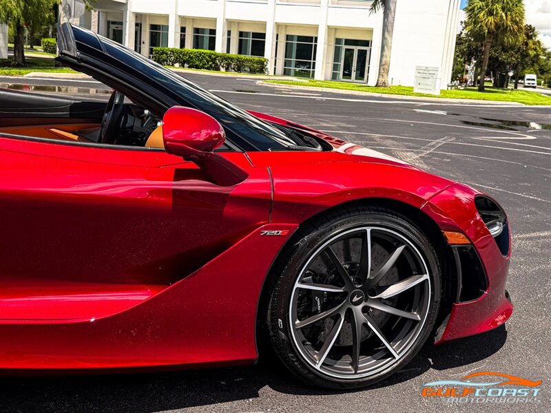 Used 2022 McLaren 720S Spider photo 60
