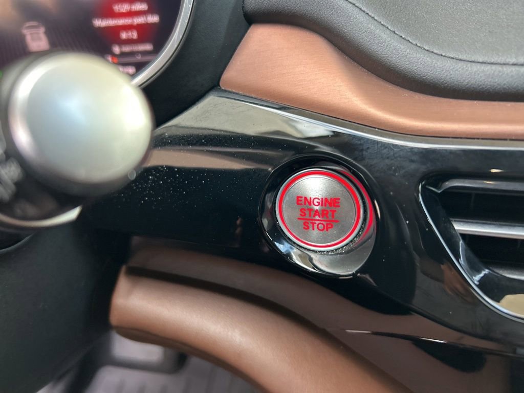 2022 Acura MDX FWD w/ Technology Package