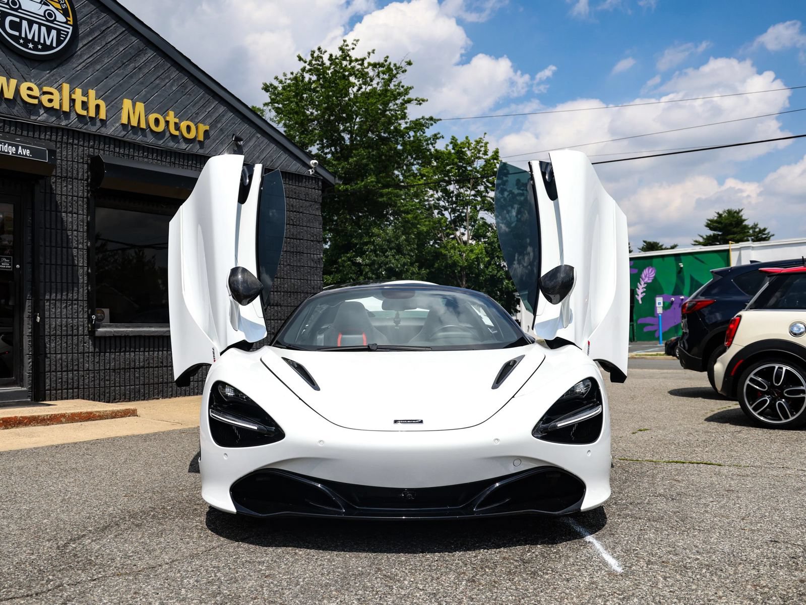 Used 2020 McLaren 720S Spider photo 11