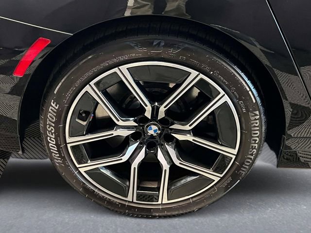 2024 BMW 760i xDrive