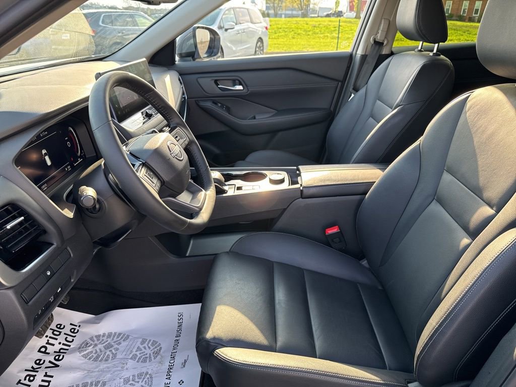 2025 Nissan Rogue SL