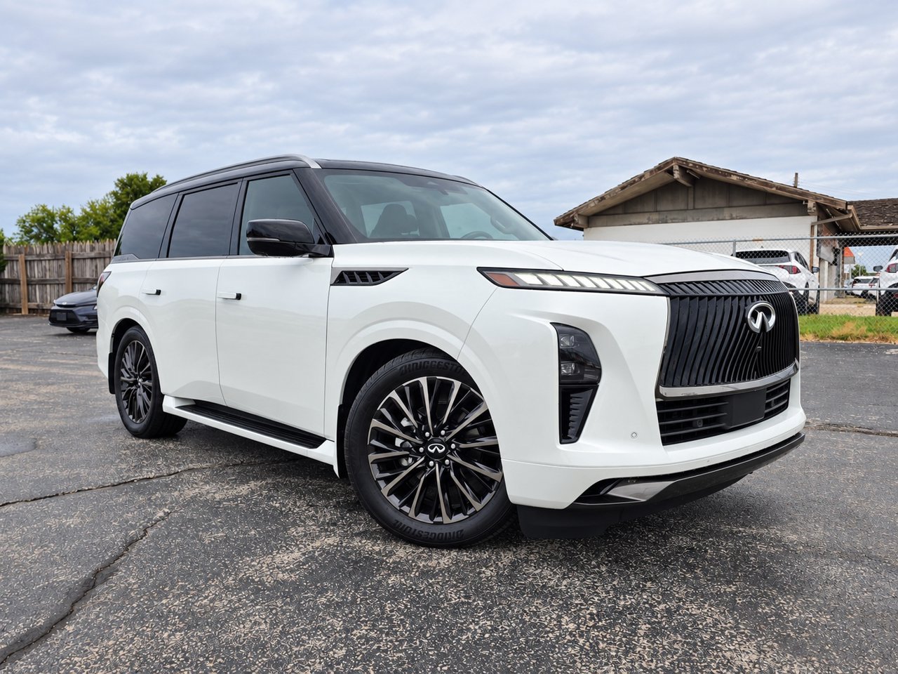 Used 2026 INFINITI QX80 Autograph w/ Premium Cargo Package