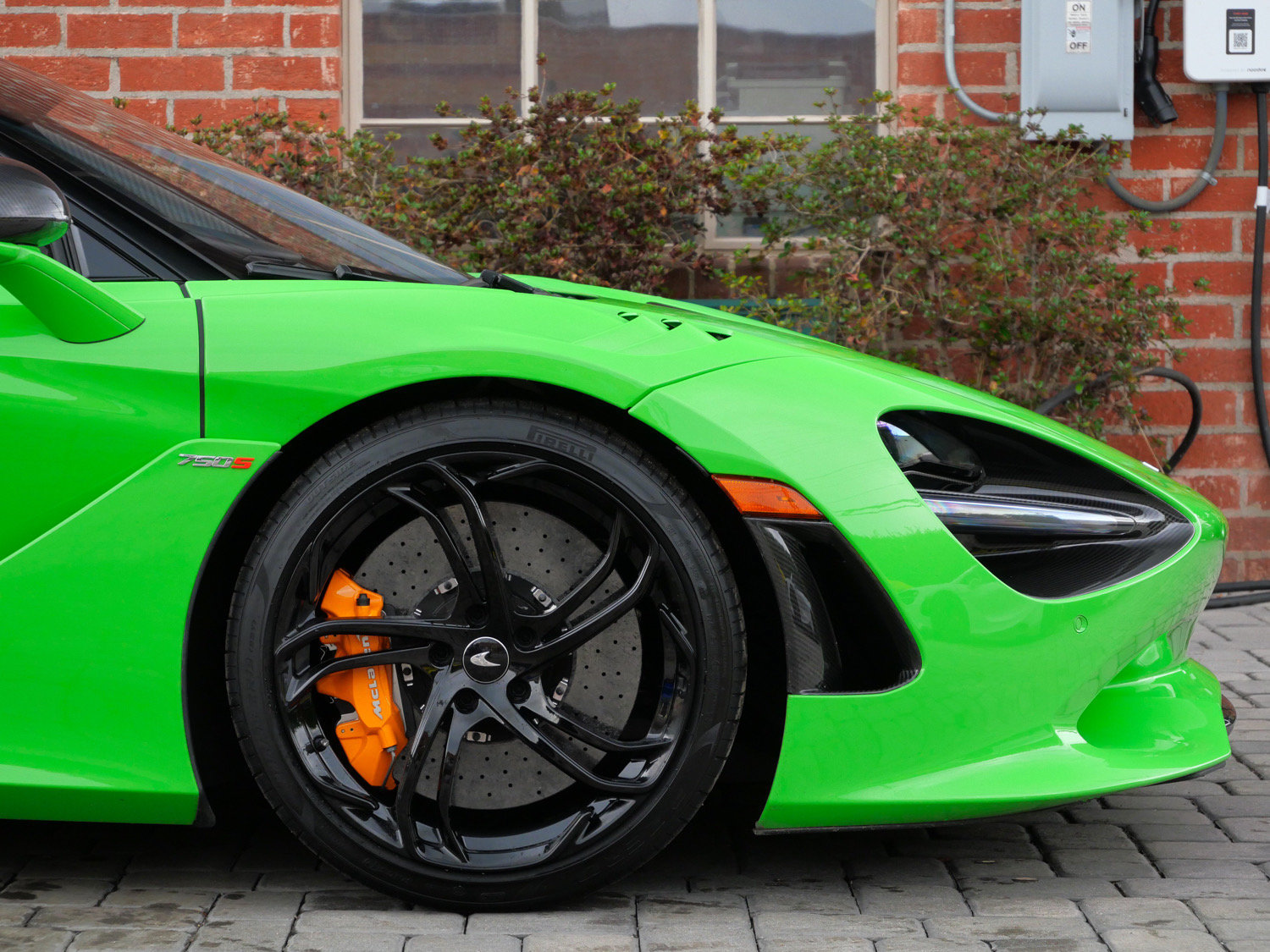 Used 2024 McLaren 750S Spider photo 7