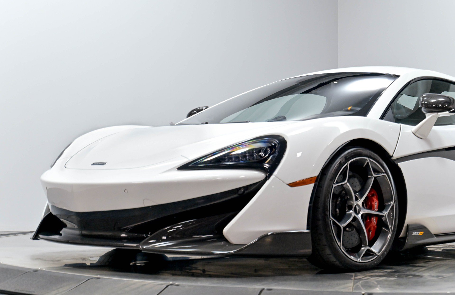 Used 2019 McLaren 600LT photo 6