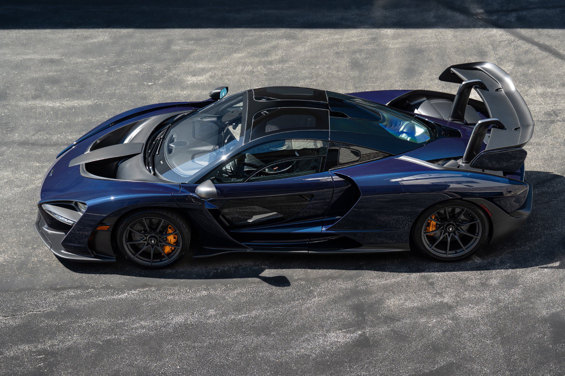 Used 2019 McLaren Senna photo 13