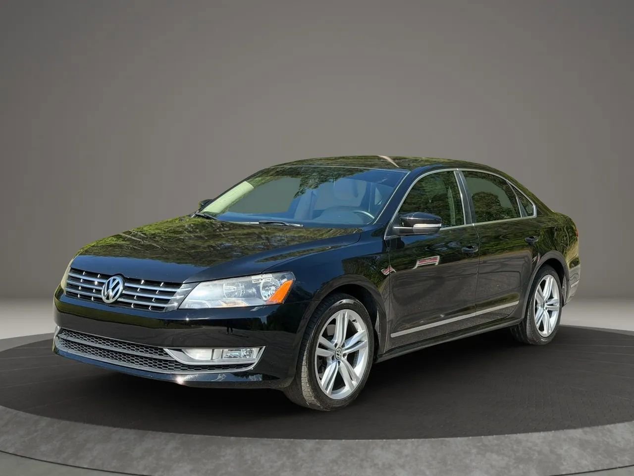 2014 Volkswagen Passat TDI SEL Premium