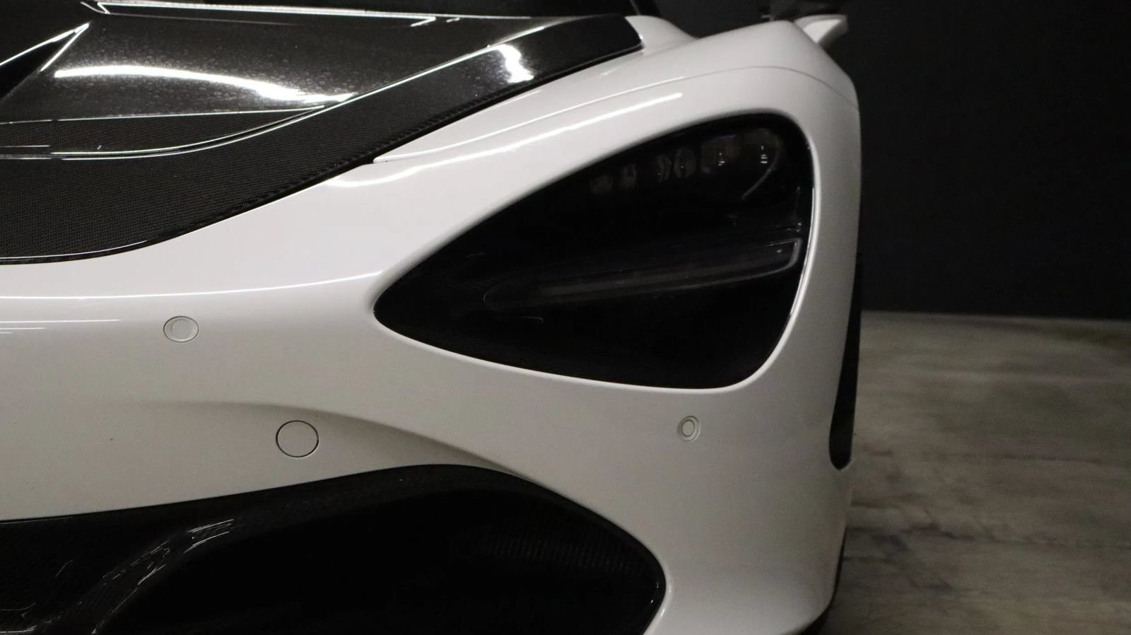 Used 2019 McLaren 720S photo 6