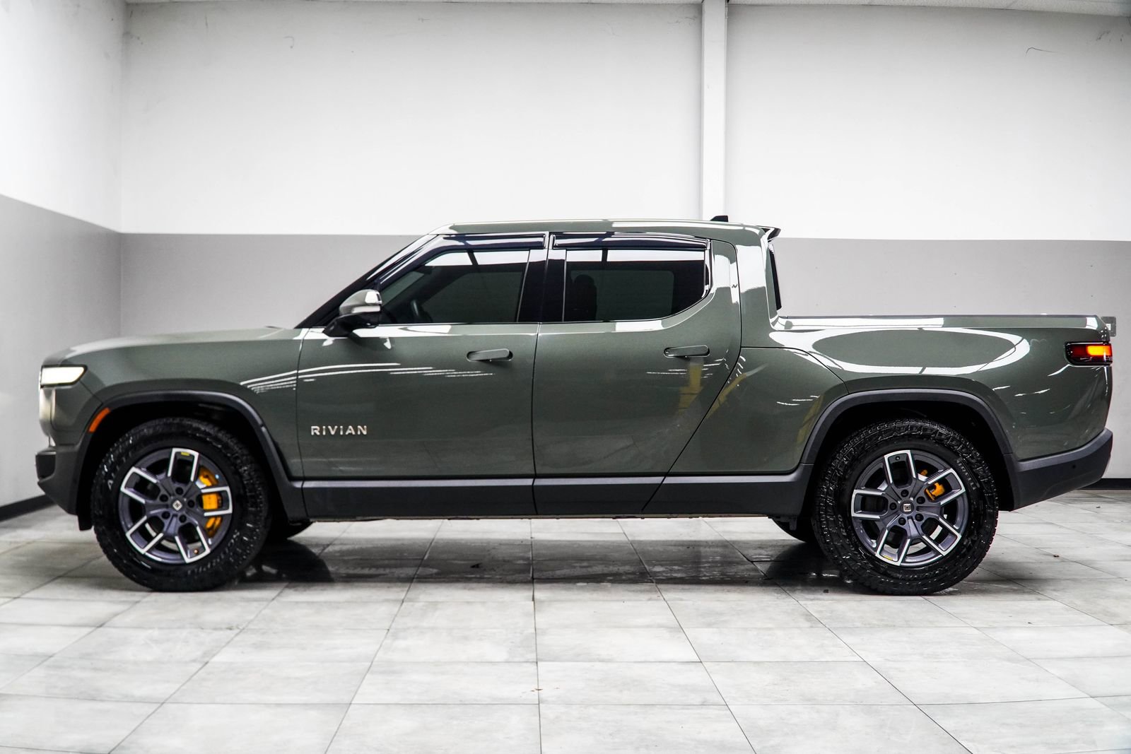 2022 Rivian R1T Launch Edition