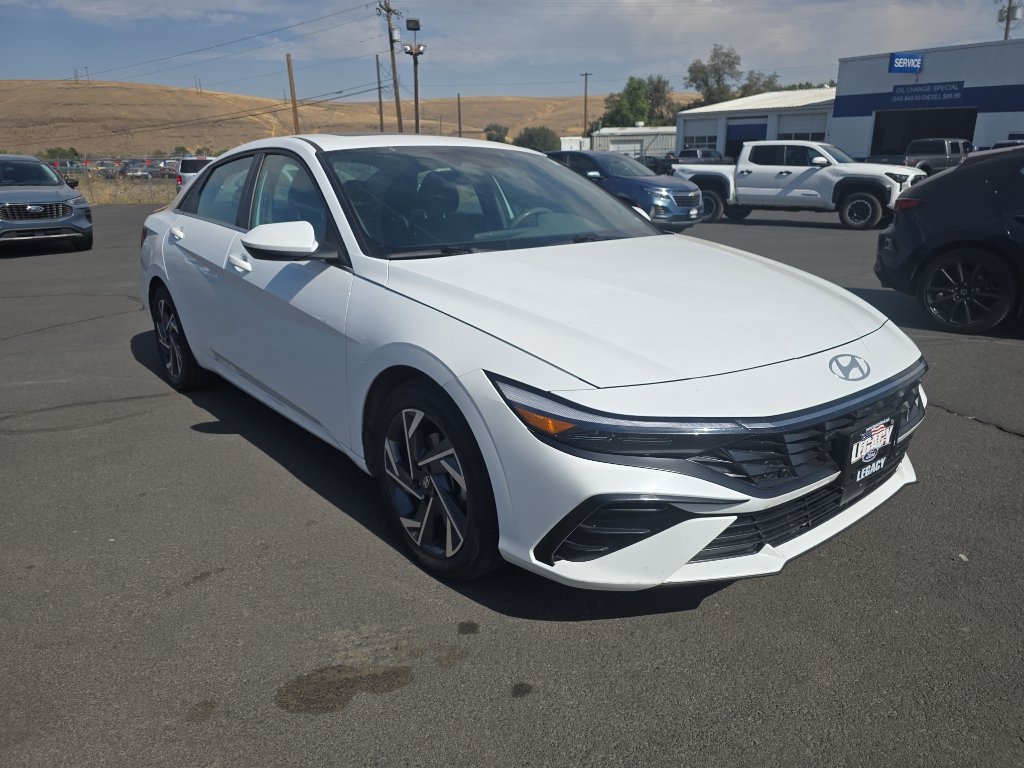 Used 2025 Hyundai Elantra SEL
