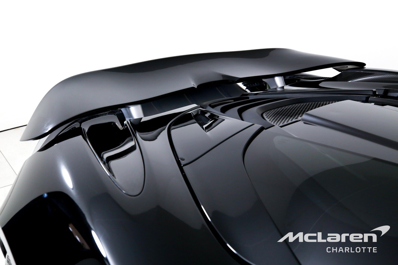 Used 2022 McLaren 720S Spider photo 29
