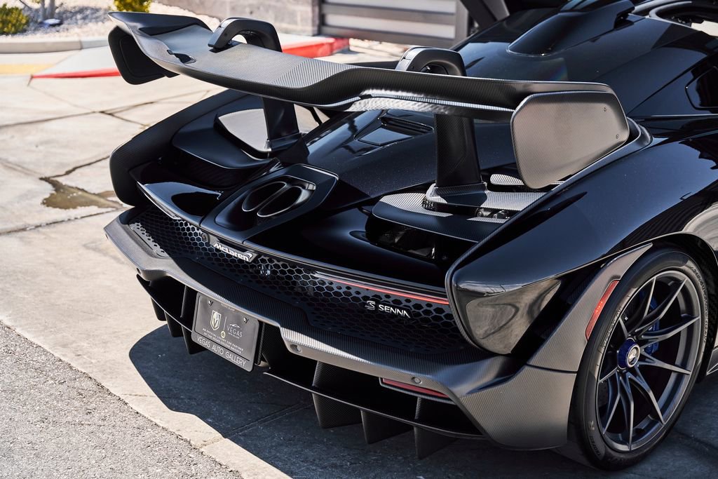 Used 2019 McLaren Senna photo 29
