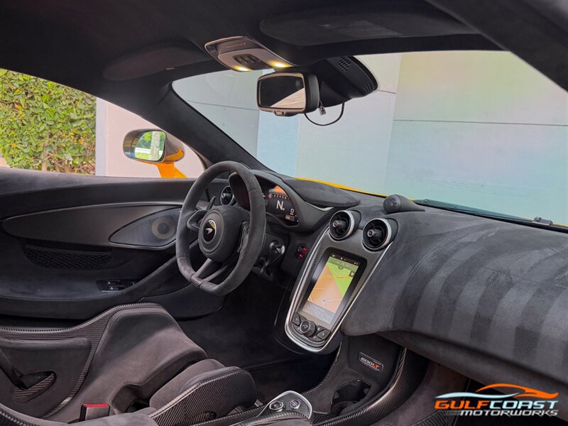 Used 2019 McLaren 600LT photo 33