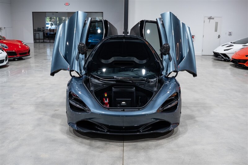 Used 2018 McLaren 720S Performance photo 35