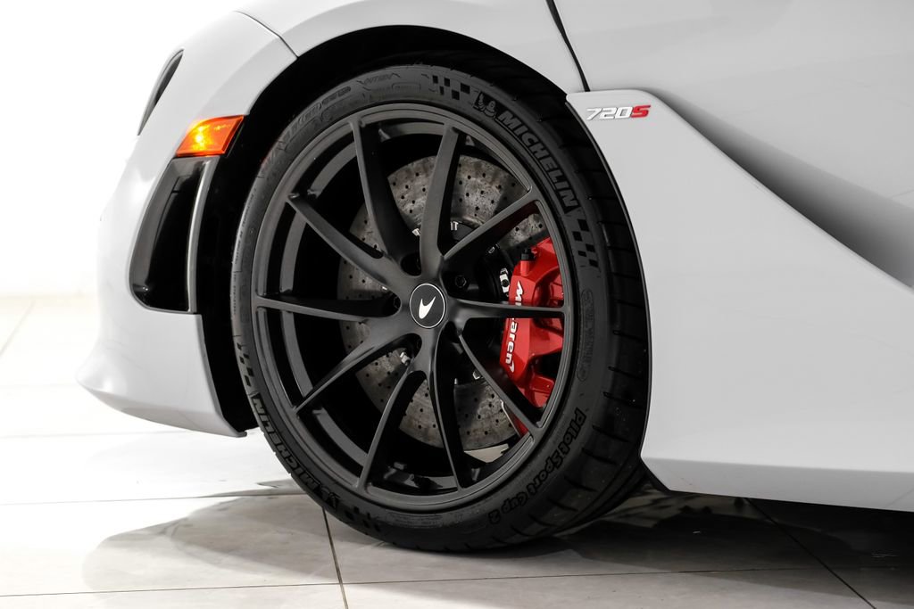 Used 2020 McLaren 720S Performance photo 53