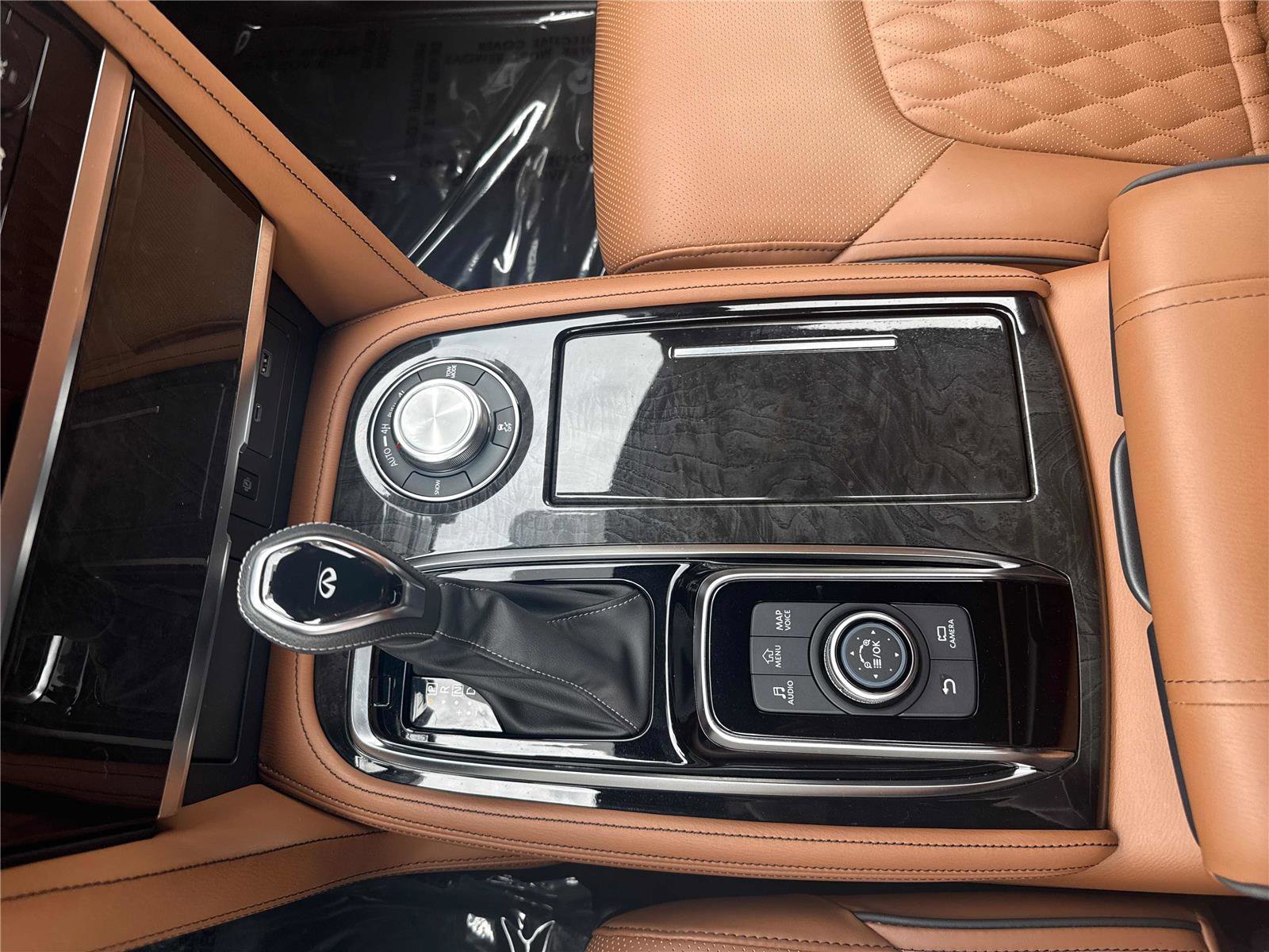 2023 INFINITI Qx80 Sensory