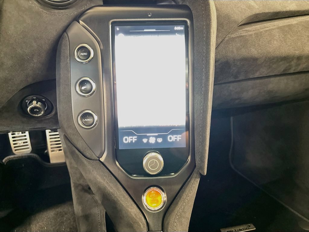 Used 2025 McLaren 750S Spider photo 12
