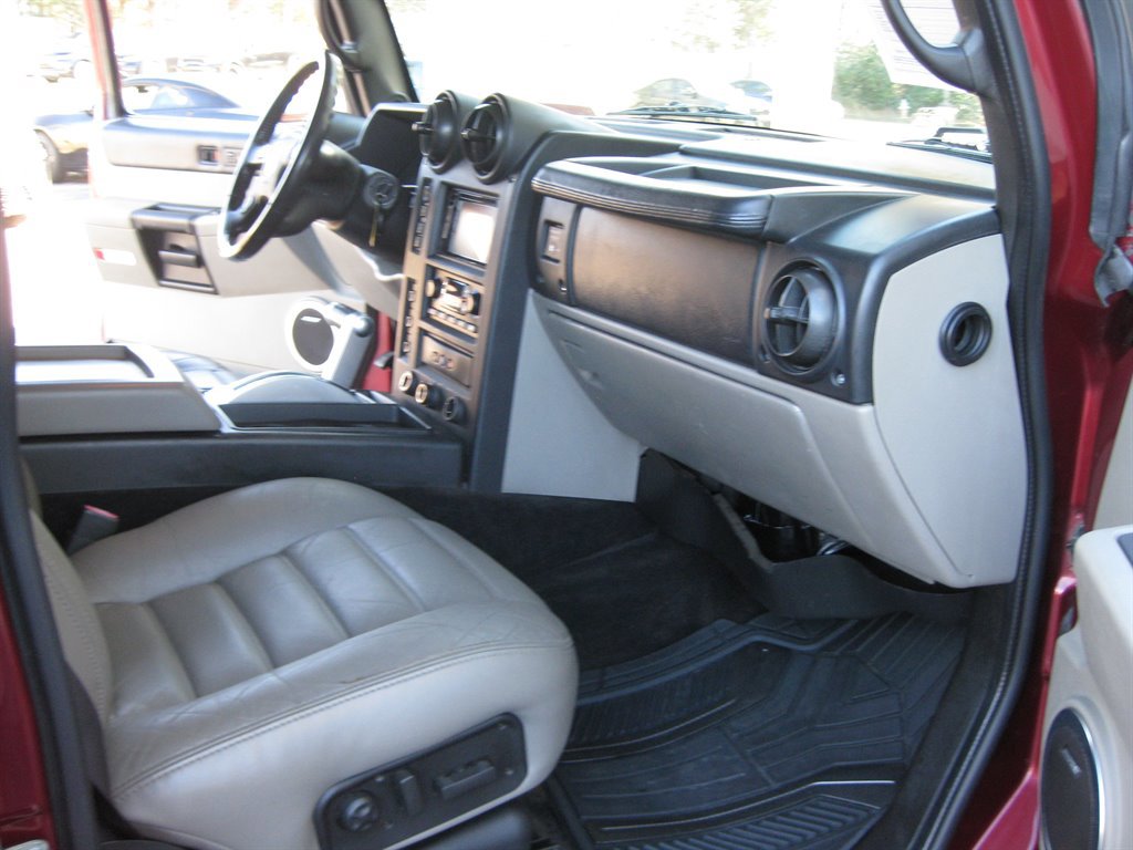 2005 HUMMER H2