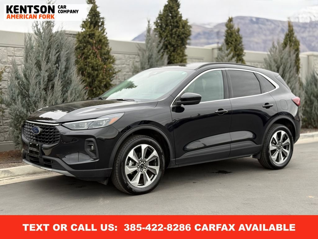 2025 Ford Escape Platinum